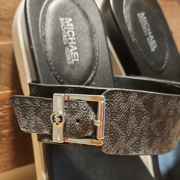 Michael Kors Black Double Strap Sandals - Picture 4 of 7